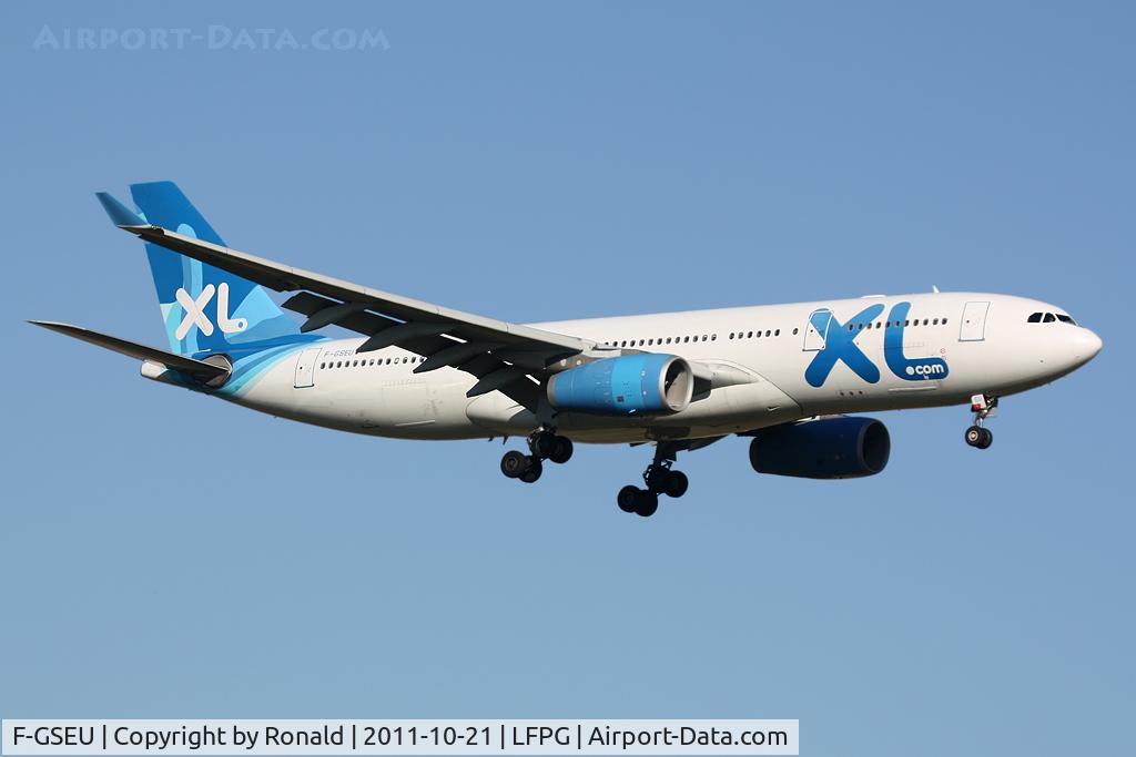 F-GSEU, 2004 Airbus A330-243 C/N 635, at cdg