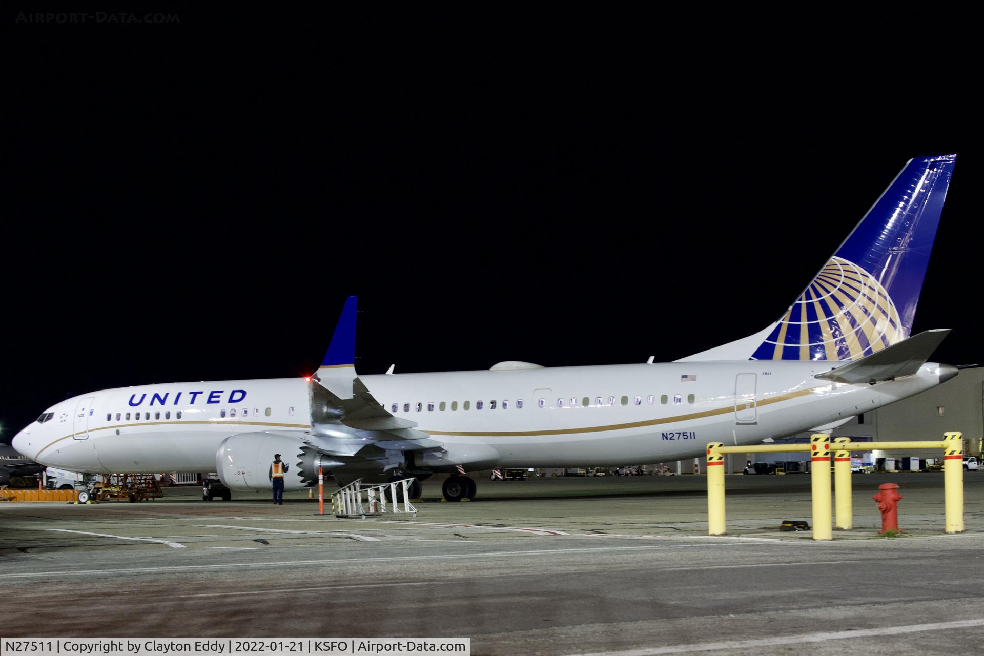 N27511, 2018 Boeing 737-9 MAX C/N 64493, SFO 2022.