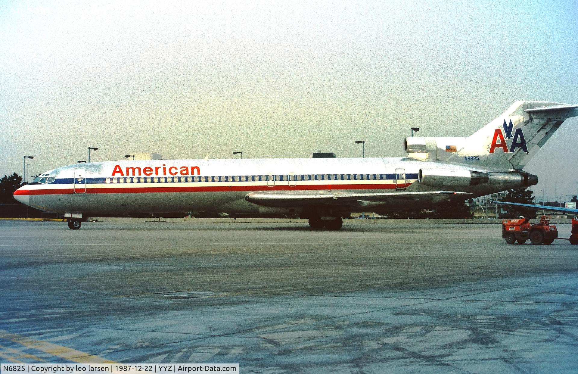 N6825, 1969 Boeing 727-223 C/N 19703, Toronto 22.12.1987