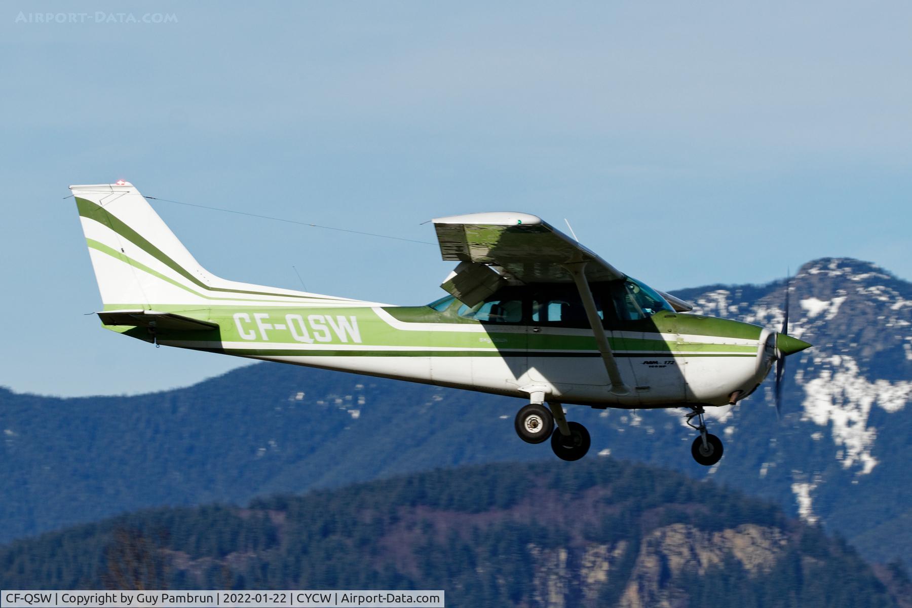 CF-QSW, 1972 Cessna 172M C/N 17261223, Landing