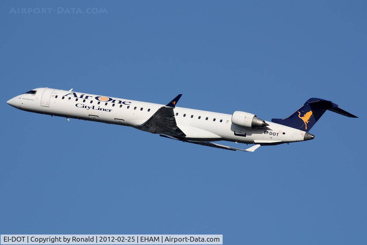 EI-DOT, 2006 Canadair CRJ-900LR (CL-600-2D24) C/N 15066, at spl