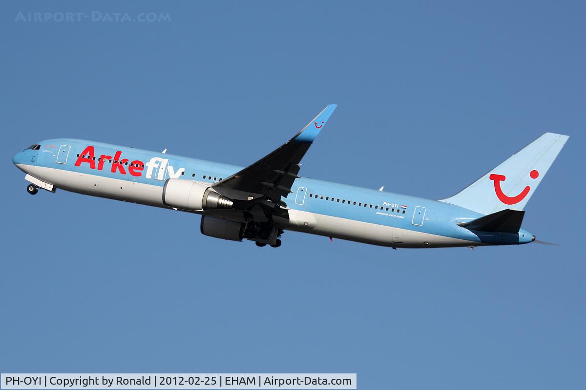 PH-OYI, 2000 Boeing 767-304/ER C/N 29138, at spl