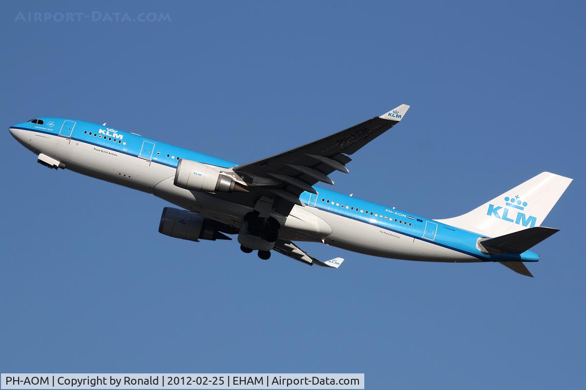 PH-AOM, 2010 Airbus A330-203 C/N 1161, at spl