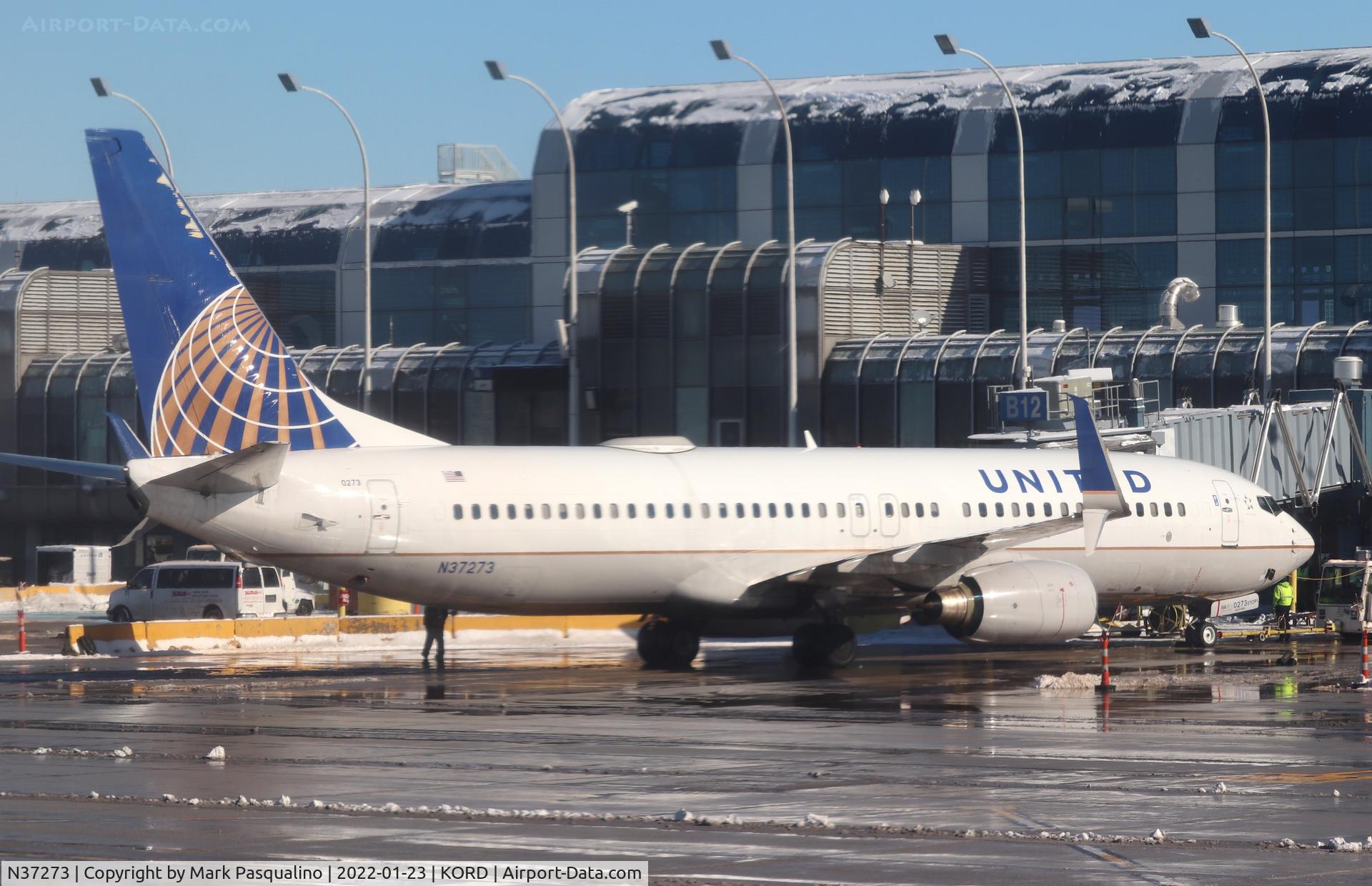 N37273, 2001 Boeing 737-824 C/N 31591, Boeing 737-824