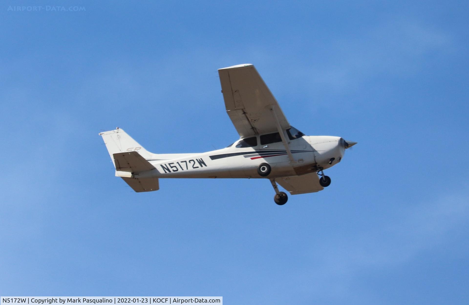 N5172W, 2002 Cessna 172S C/N 172S9043, Cessna 172S