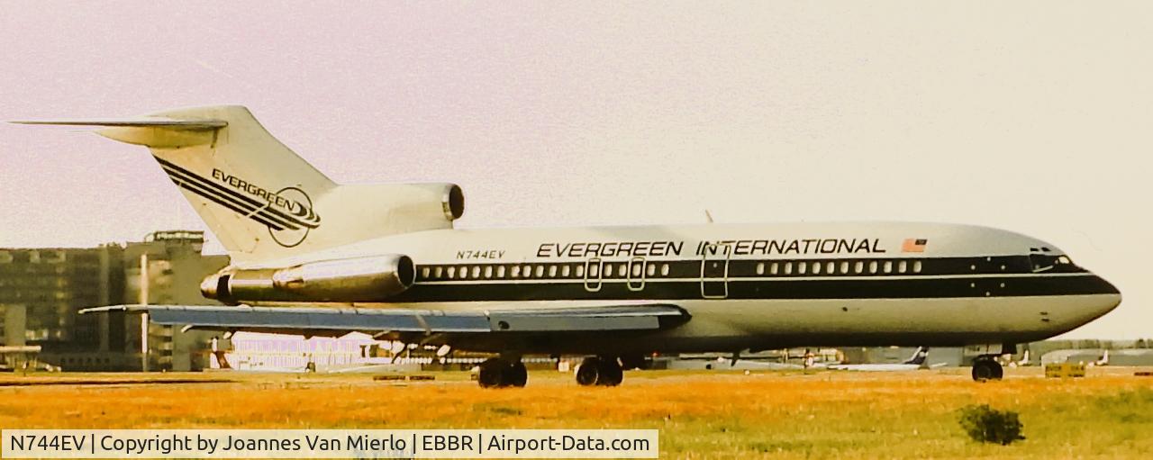N744EV, 1987 Boeing 727-185C C/N 19827, Slide scan