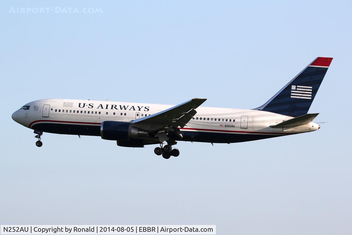N252AU, 1990 Boeing 767-2B7 C/N 24765, at bru