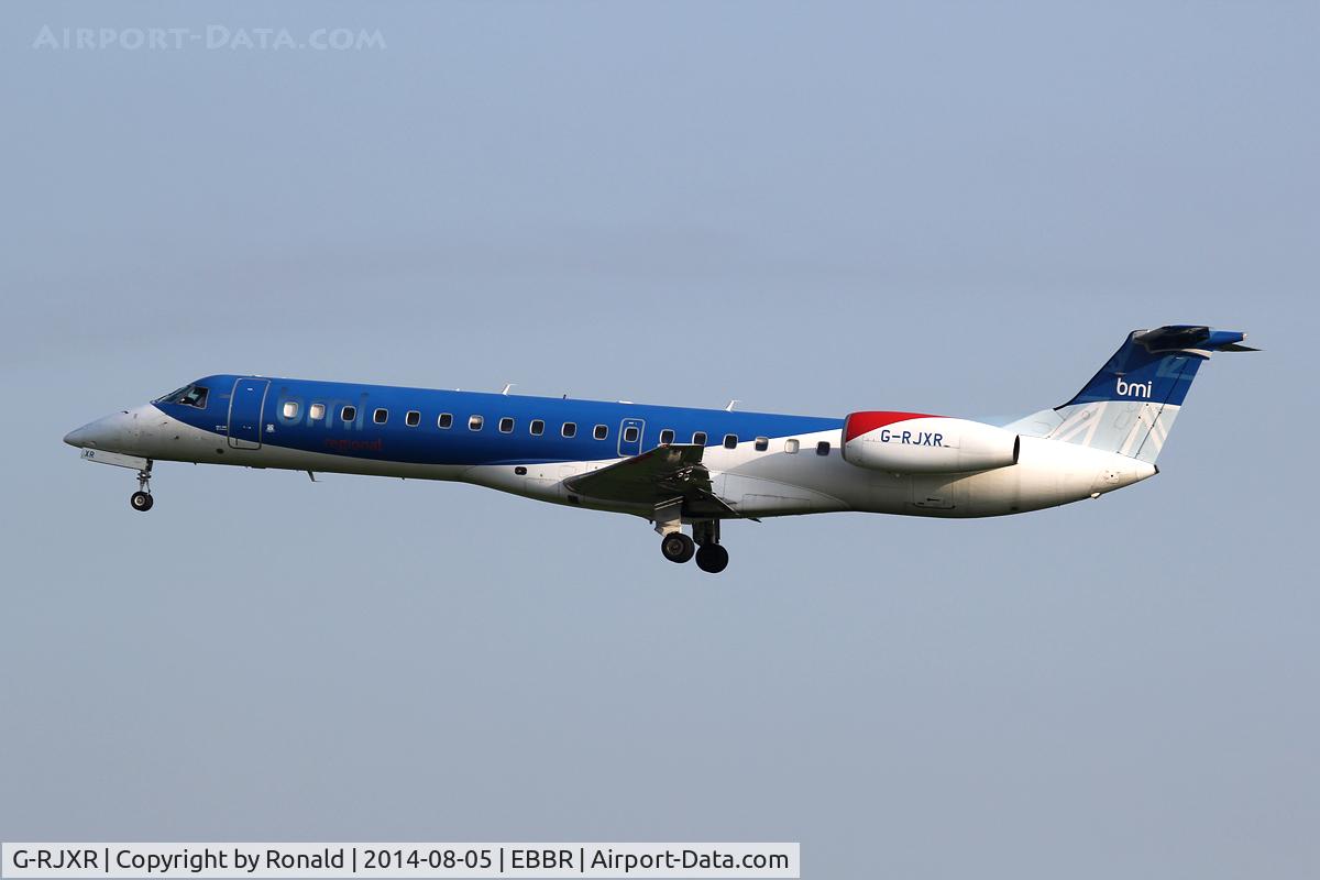 G-RJXR, 1998 Embraer EMB-145EP (ERJ-145EP) C/N 145070, at bru