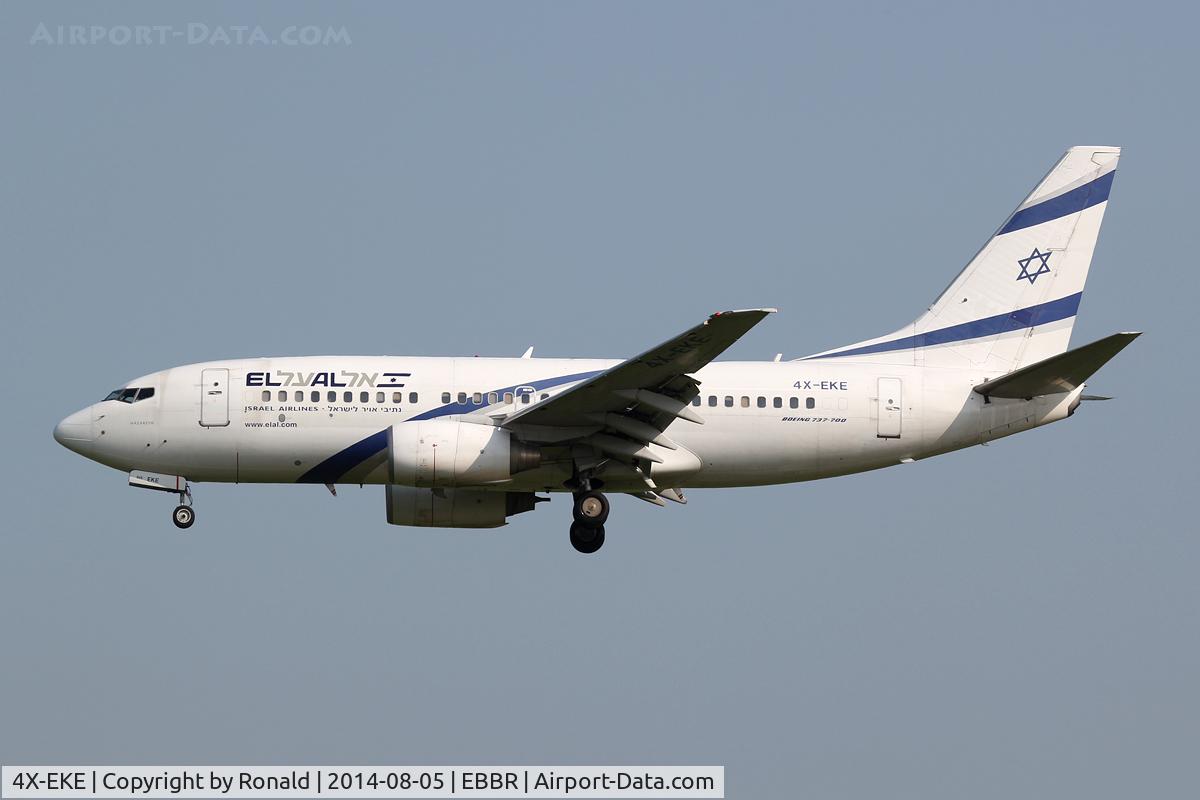 4X-EKE, Boeing 737-758 C/N 29961, at bru