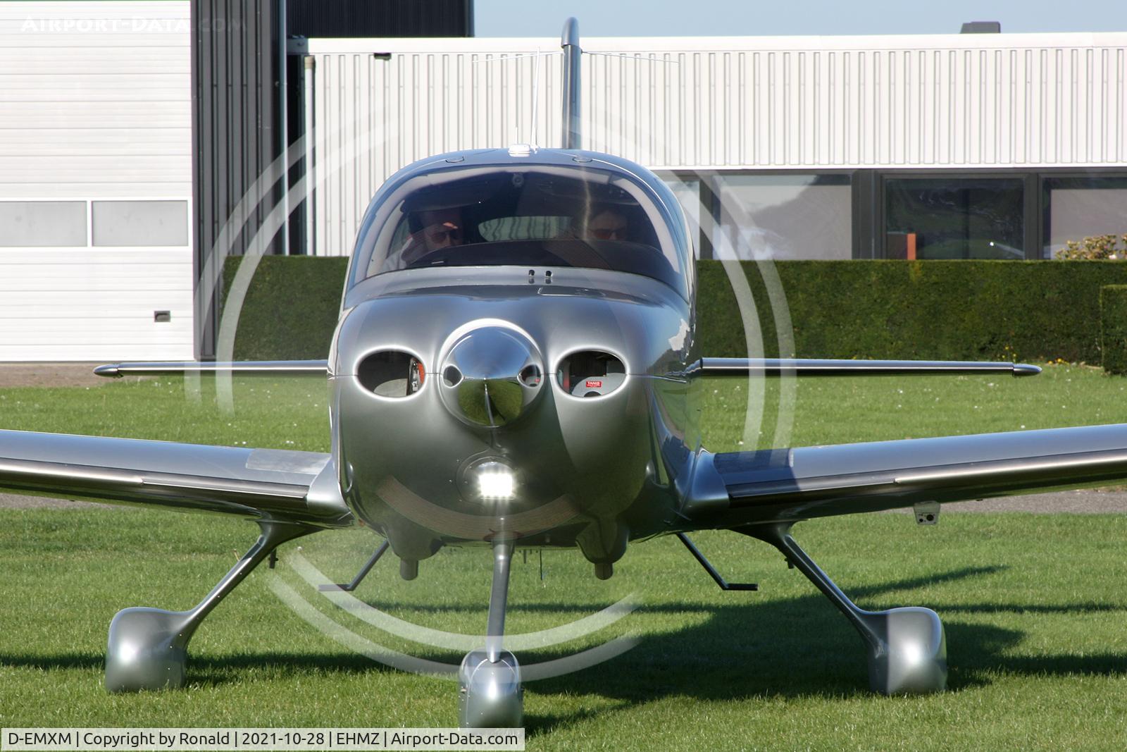D-EMXM, Cirrus SR22-GTS G3 C/N 3740, at ehmz