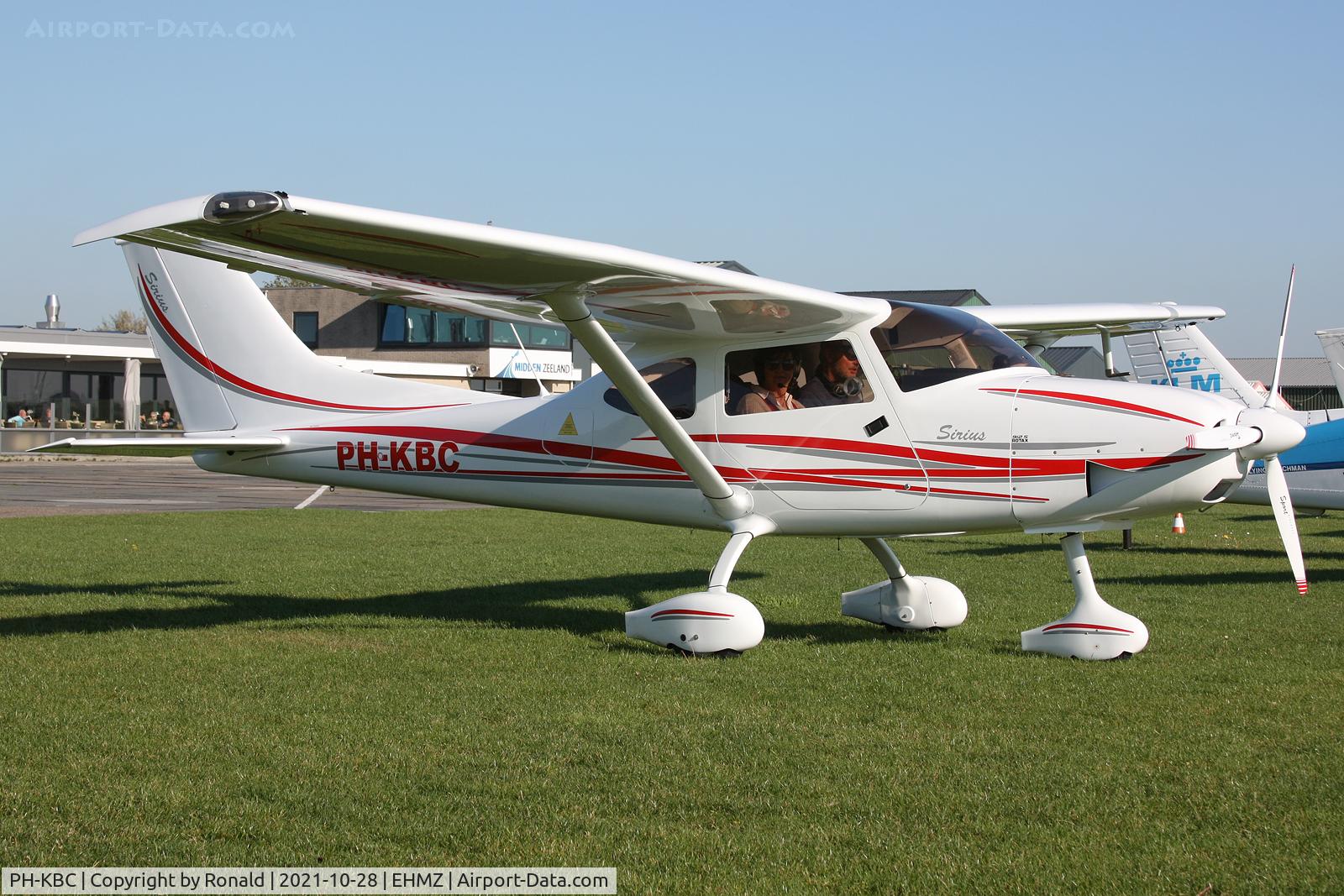 PH-KBC, 2015 TL Ultralight 3000 Sirius C/N 15 SI 118, at ehmz