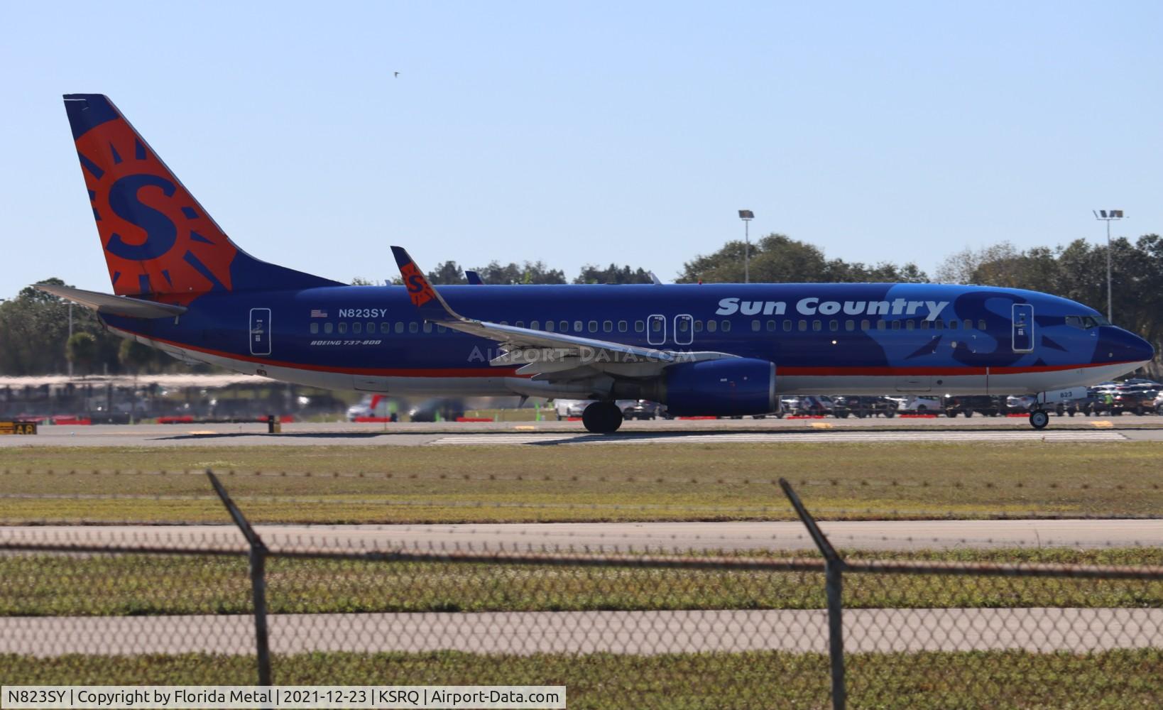 N823SY, 2004 Boeing 737-85P C/N 33971, SRQ 2021