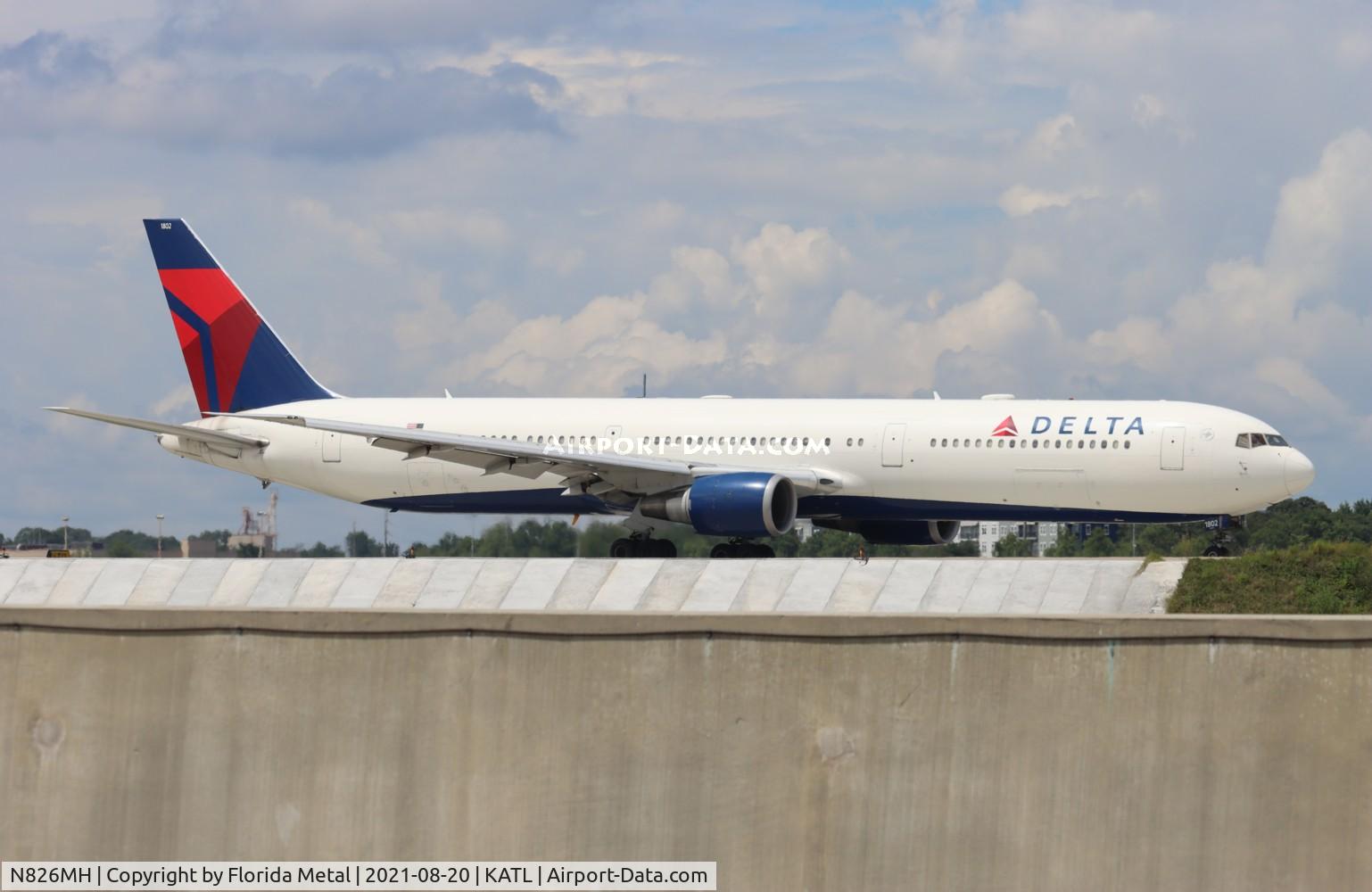 N826MH, 1999 Boeing 767-432/ER C/N 29713, ATL 2021