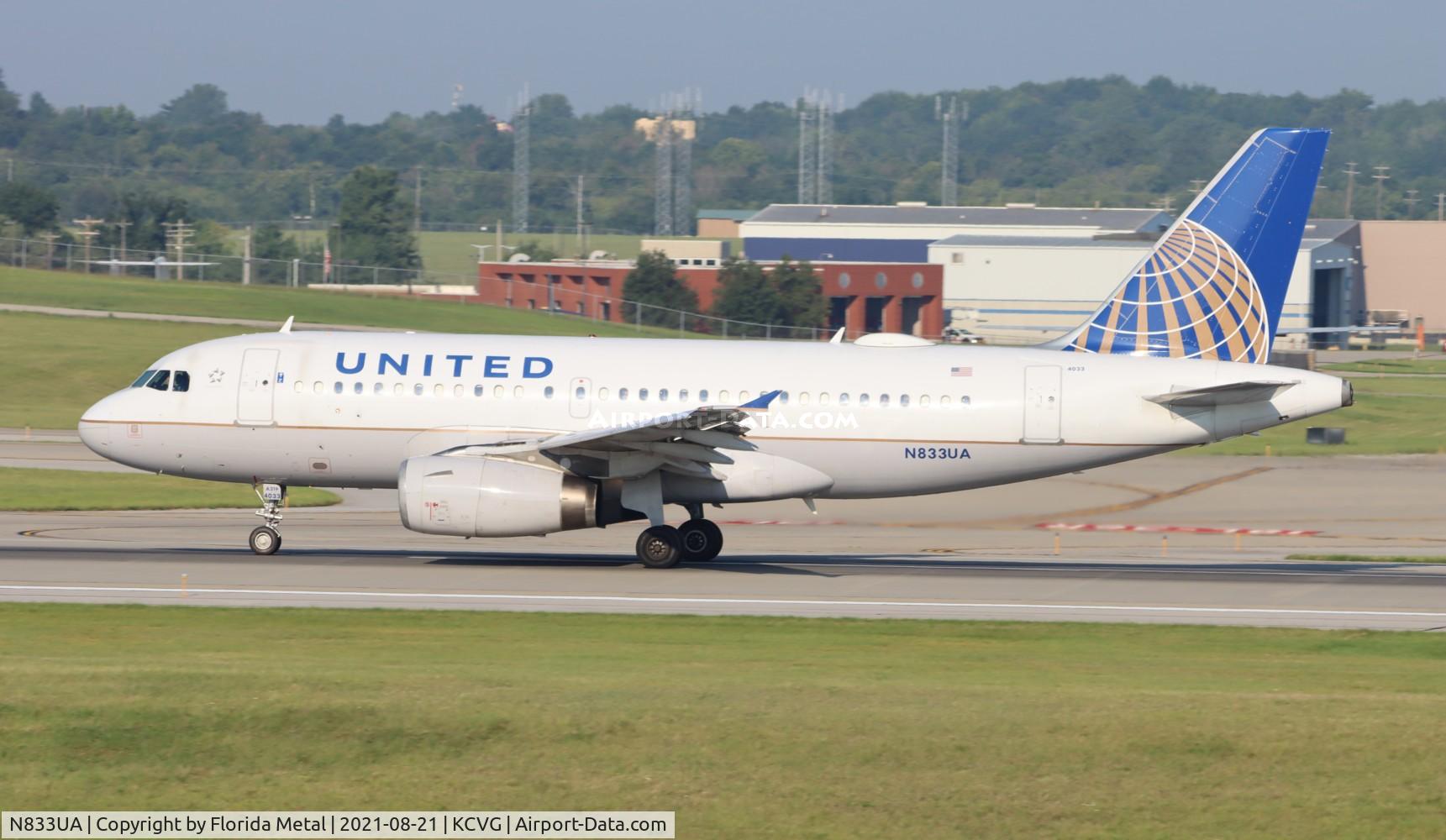 N833UA, 2000 Airbus A319-131 C/N 1401, CVG 2021
