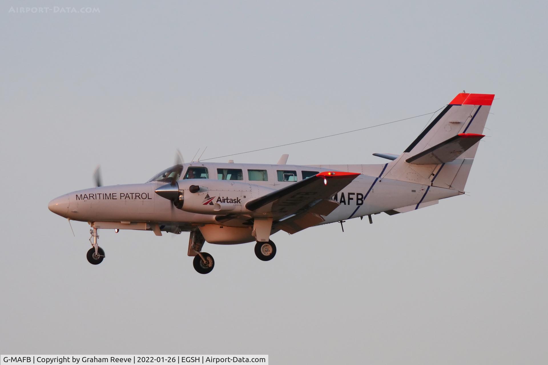 G-MAFB, 1997 Reims F406 Caravan II C/N F406-0080, Landing at Norwich.