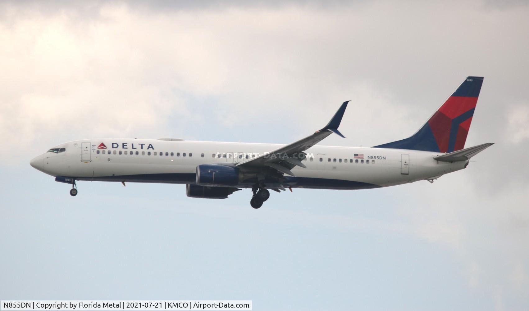N855DN, 2016 Boeing 737-932/ER C/N 31966, MCO 2021
