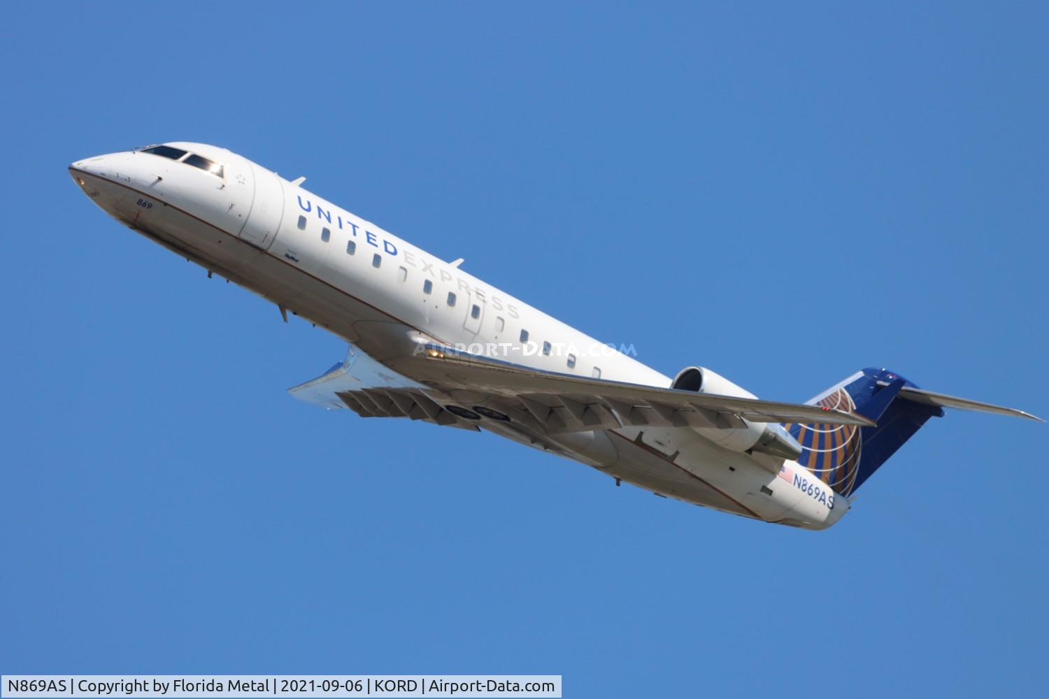 N869AS, 2001 Bombardier CRJ-200ER (CL-600-2B19) C/N 7479, ORD 2021
