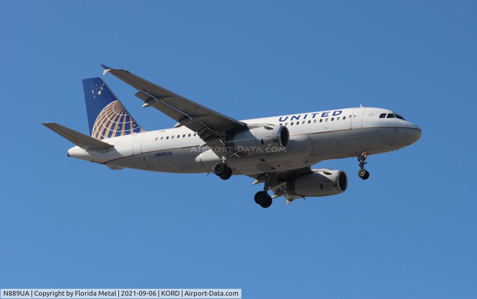 N889UA, 2005 Airbus A319-132 C/N 2667, ORD 2021