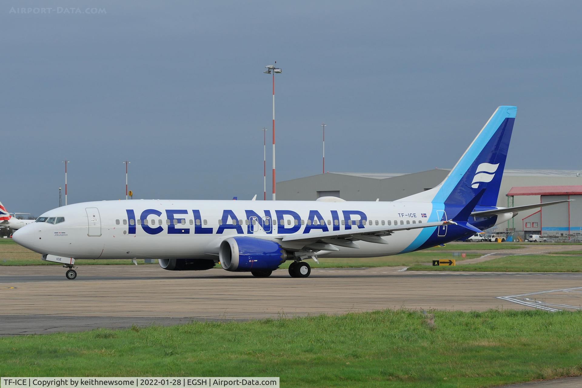 TF-ICE, 2018 Boeing 737-8 MAX C/N 44353, Leaving Norwich following paintwork.