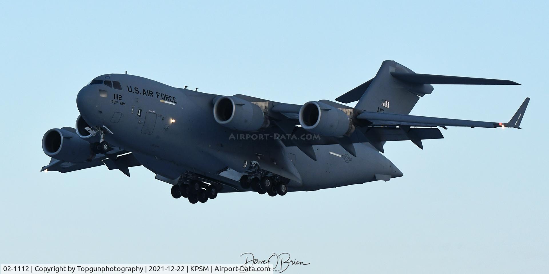 02-1112, 2002 Boeing C-17A Globemaster III C/N P-112, REACH399 approaching RW34