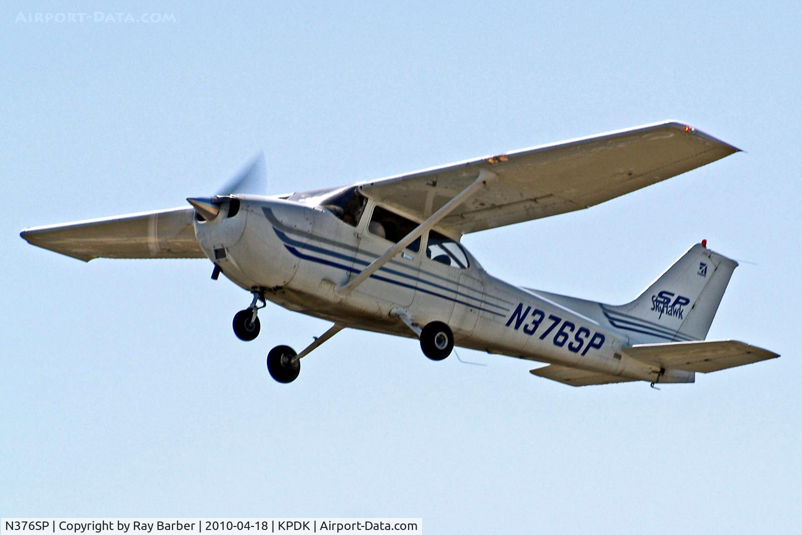 N376SP, 2003 Cessna 172S Skyhawk SP C/N 172S9508, N376SP   Cessna 172S Skyhawk SP [172S-9508] Atlanta DeKalb-Peachtree~N 18/04/2010