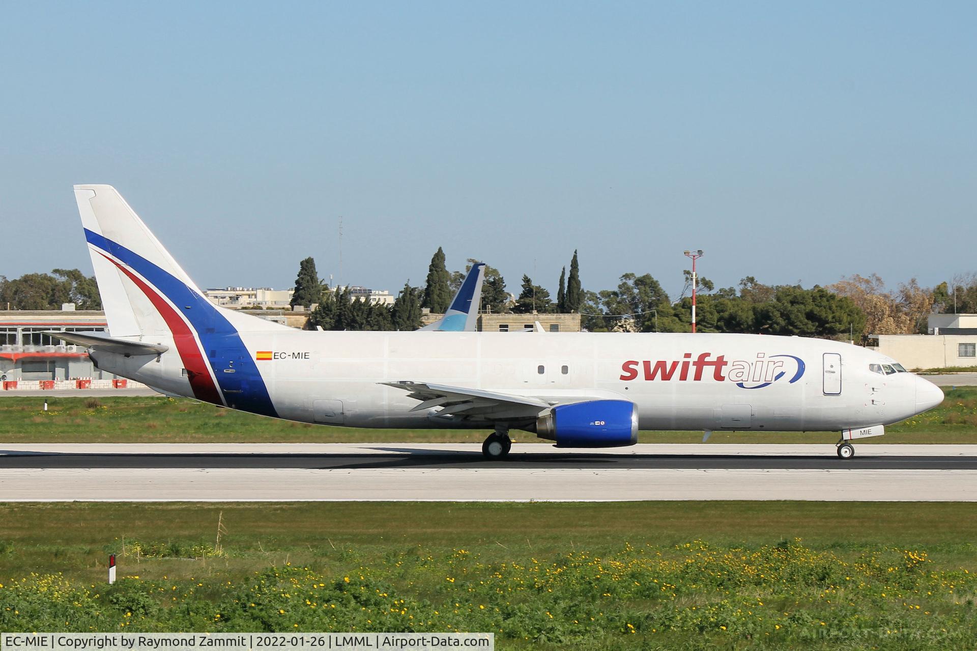 EC-MIE, 1992 Boeing 737-4Y0 C/N 26069, B737-400 EC-MIE Swift Air
