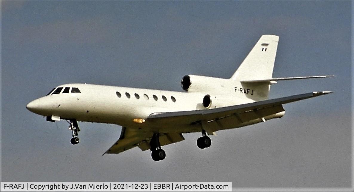 F-RAFJ, 1982 Dassault Falcon 50 C/N 78, Slide scan