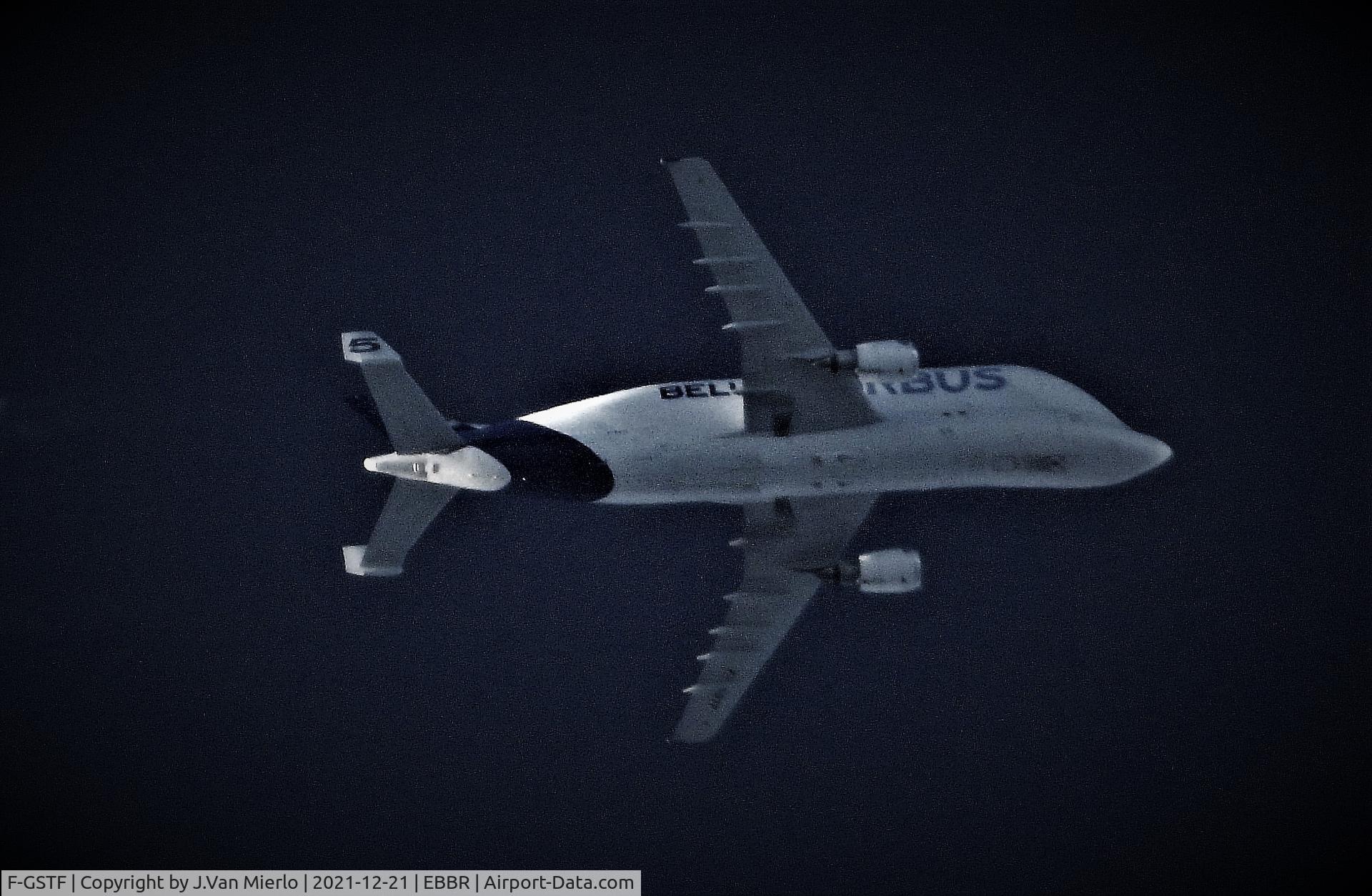 F-GSTF, 2000 Airbus A300B4-608ST Super Transporter C/N 796, Cruising over Belgium