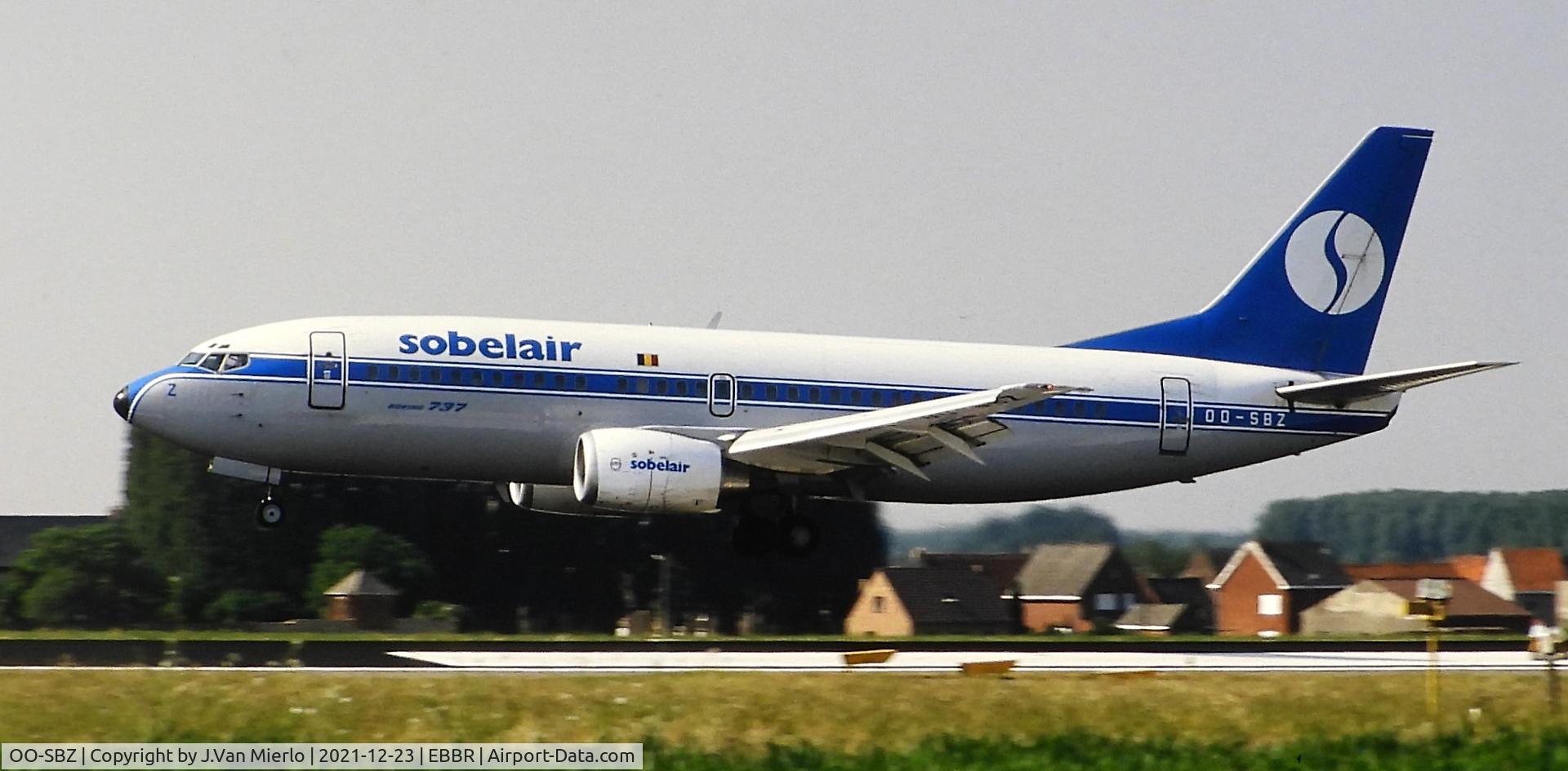 OO-SBZ, 1987 Boeing 737-329 C/N 23775, Slide scan