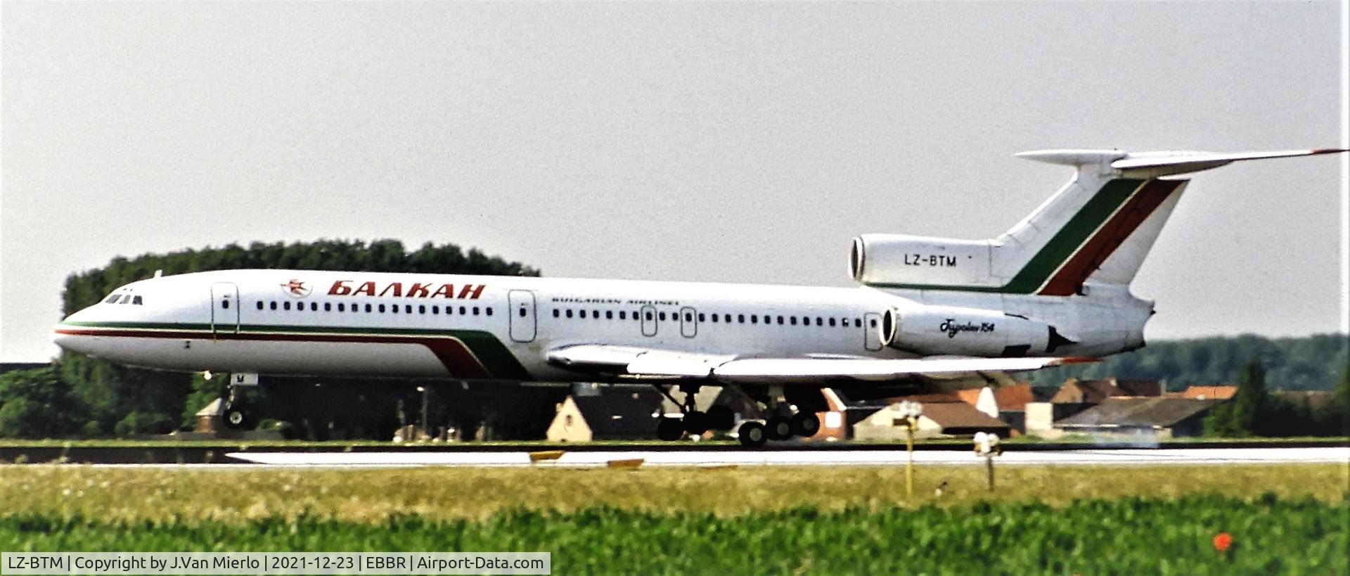 LZ-BTM, 1977 Tupolev Tu-154B C/N 77A209, Slide scan
