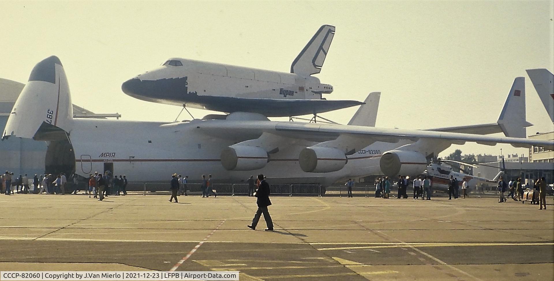 CCCP-82060, 1988 Antonov An-225 Mriya C/N 19530503763, Slide scan