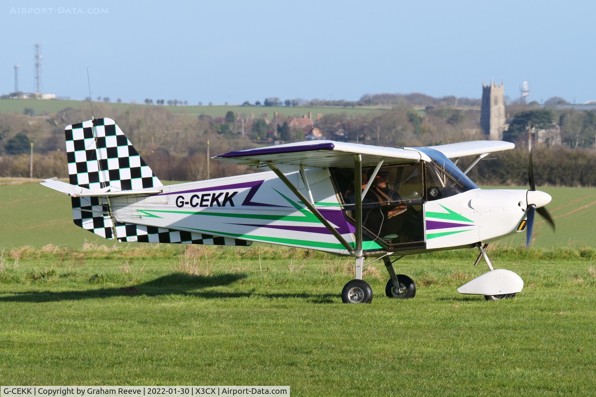 G-CEKK, 2007 Skyranger Swift 912S(1) C/N BMAA/HB/522, Just landed at Northrepps.