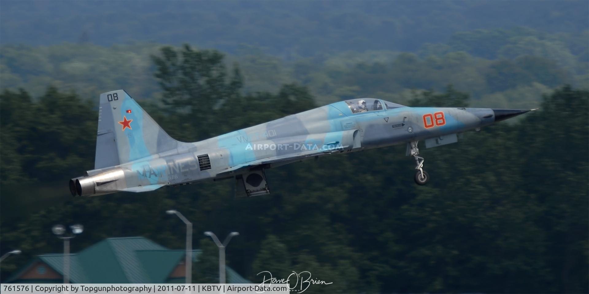 761576, Northrop F-5N Tiger II C/N L.1051, Marine Aggressor from VMFT-401 departing Burlington