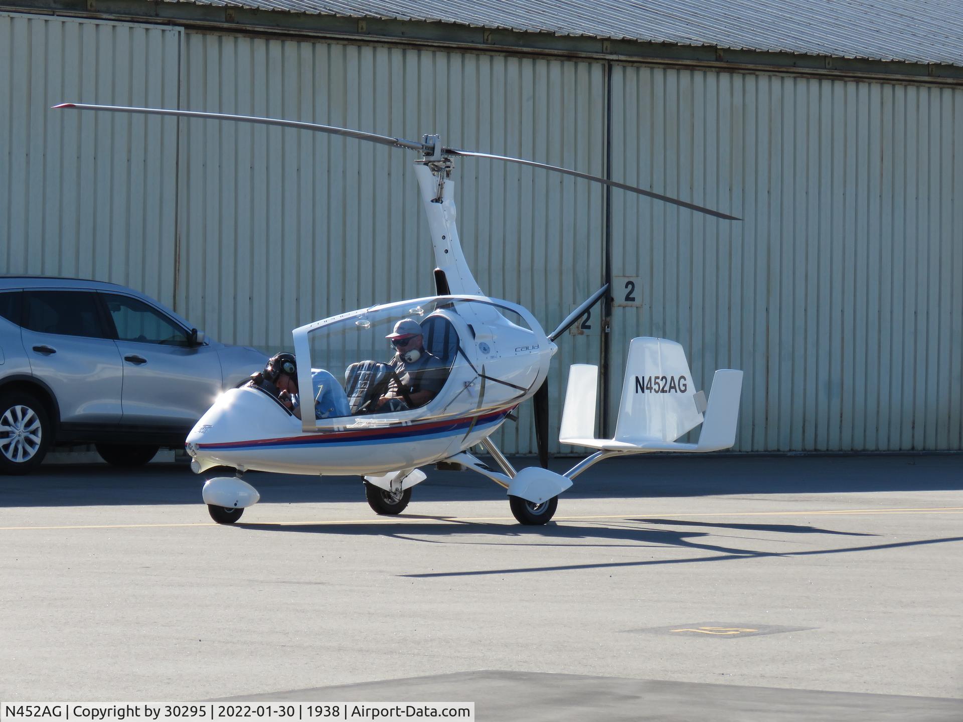 N452AG, 2016 AutoGyro Calidus C/N US-C00429, Getting ready to fly