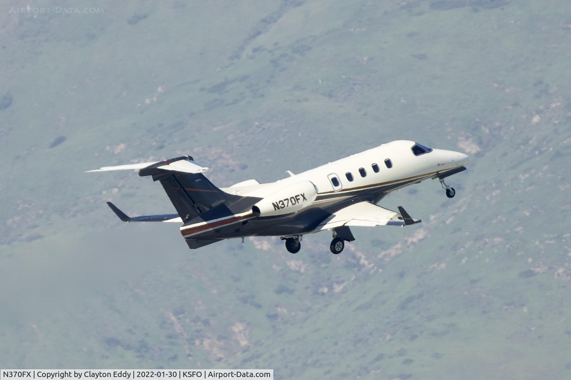 N370FX, 2016 Embraer Phenom EMB-505 C/N 50500384, SFO 2022.