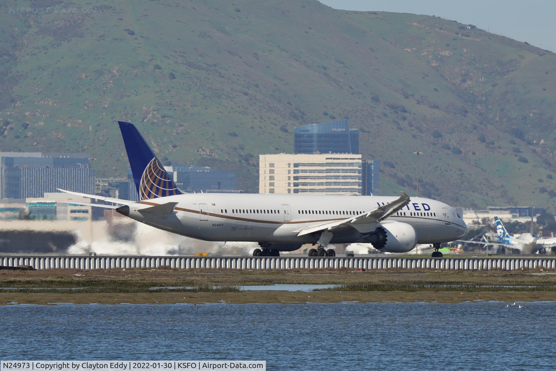 N24973, 2018 Boeing 787-9 Dreamliner Dreamliner C/N 40941, SFO 2022.