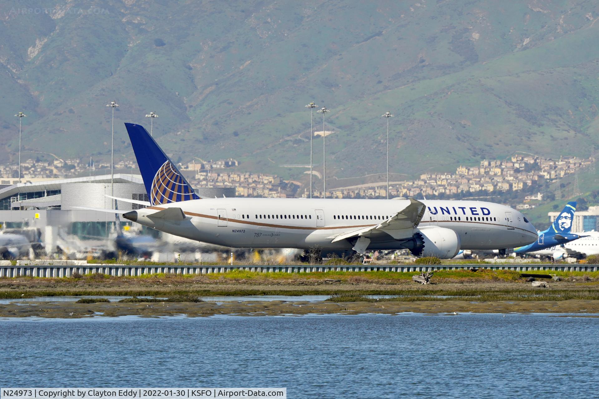 N24973, 2018 Boeing 787-9 Dreamliner Dreamliner C/N 40941, SFO 2022.