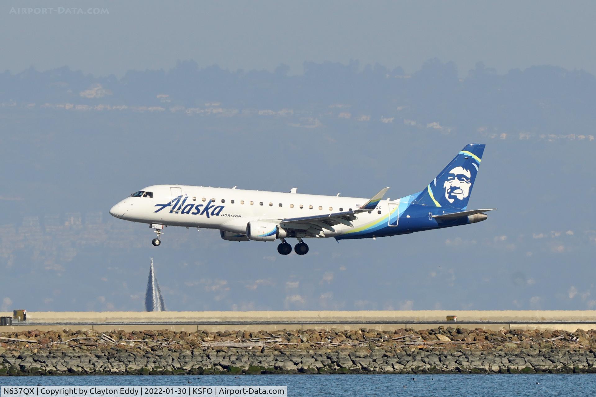 N637QX, 2018 Embraer 175LR (ERJ-170-200LR) C/N 17000755, SFO 2022.