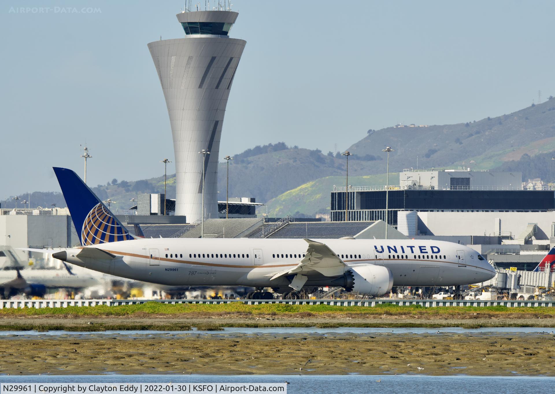 N29961, 2015 Boeing 787-9 Dreamliner Dreamliner C/N 37811, SFO 2022.