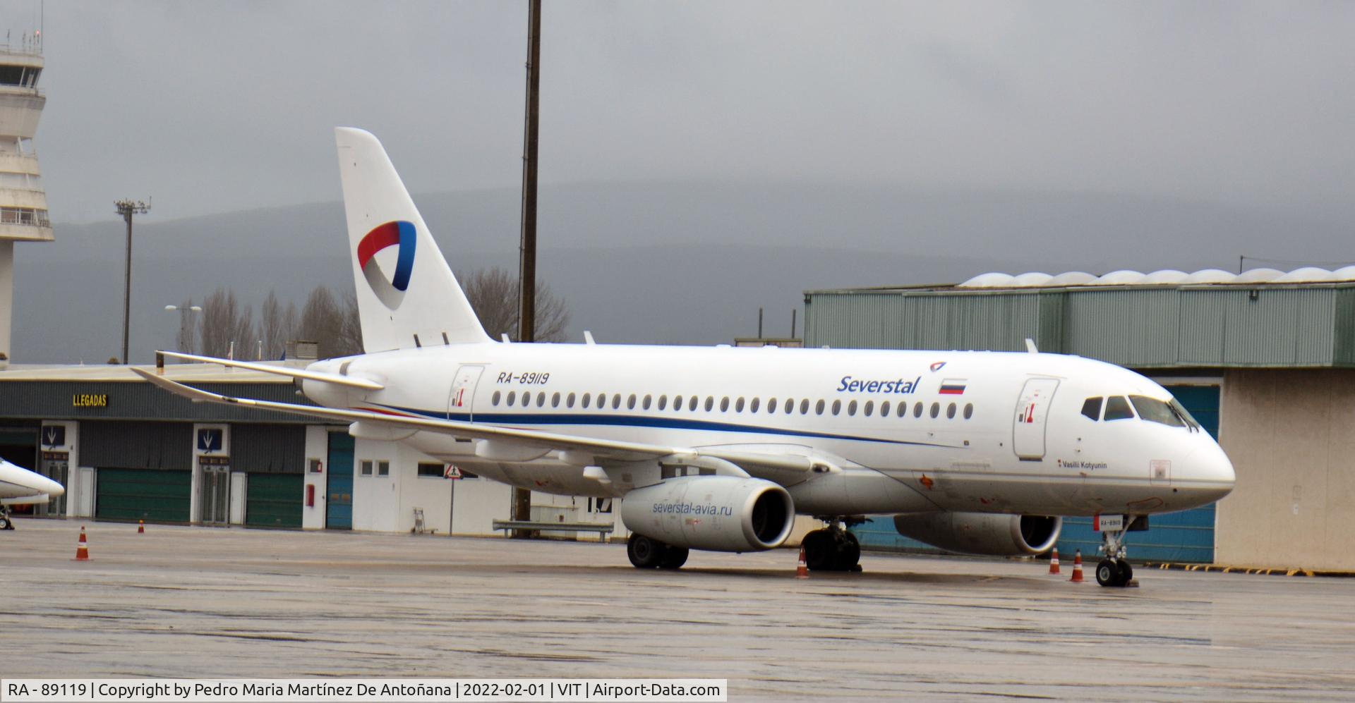 RA - 89119, 2017 Sukhoi Superjet 100-95B C/N 95154, Aeropuerto de Foronda - Vitoria-Gasteiz - Euskadi - España