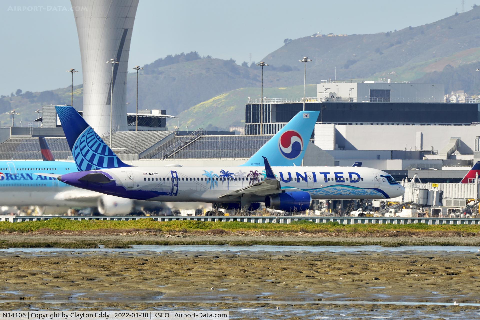 N14106, 1994 Boeing 757-224 C/N 27296, SFO 2022.