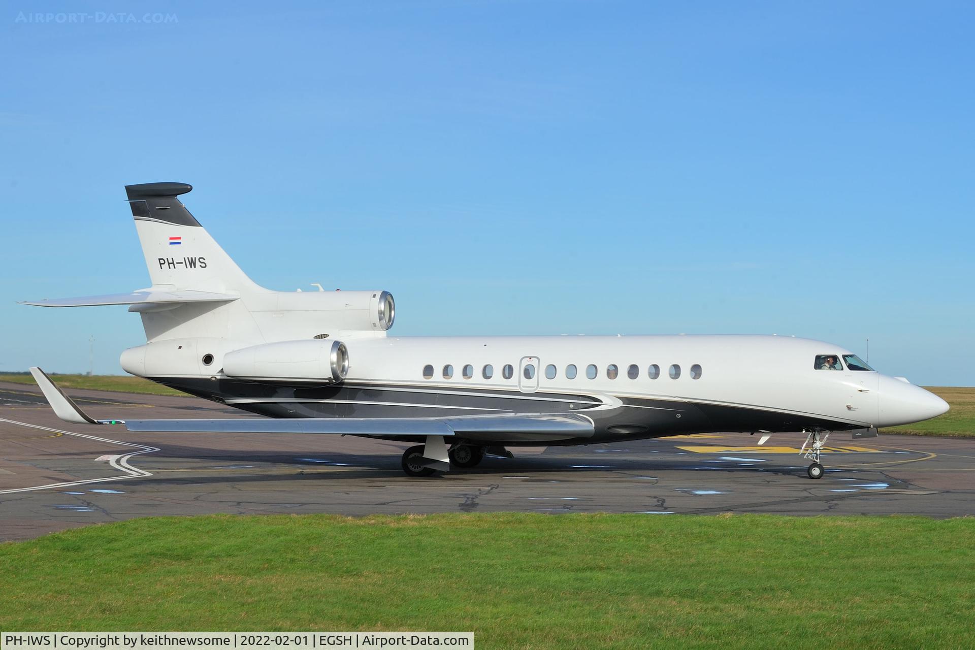 PH-IWS, 2020 Dassault Falcon 7X C/N 289, Leaving Norwich for Amsterdam.