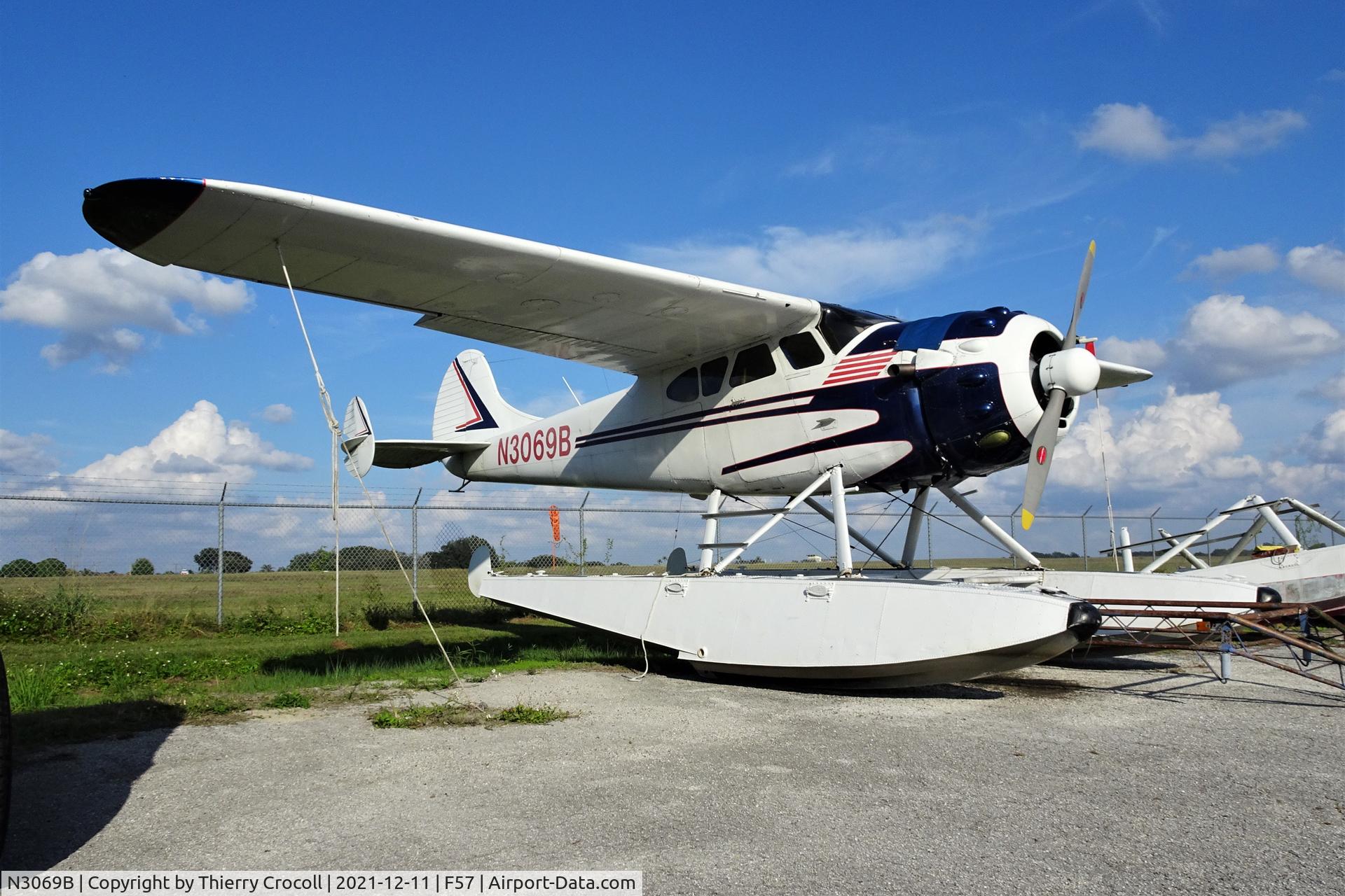 N3069B, 1952 Cessna 195 C/N 7953, Parked at Jack Brown's seaplane base, FL