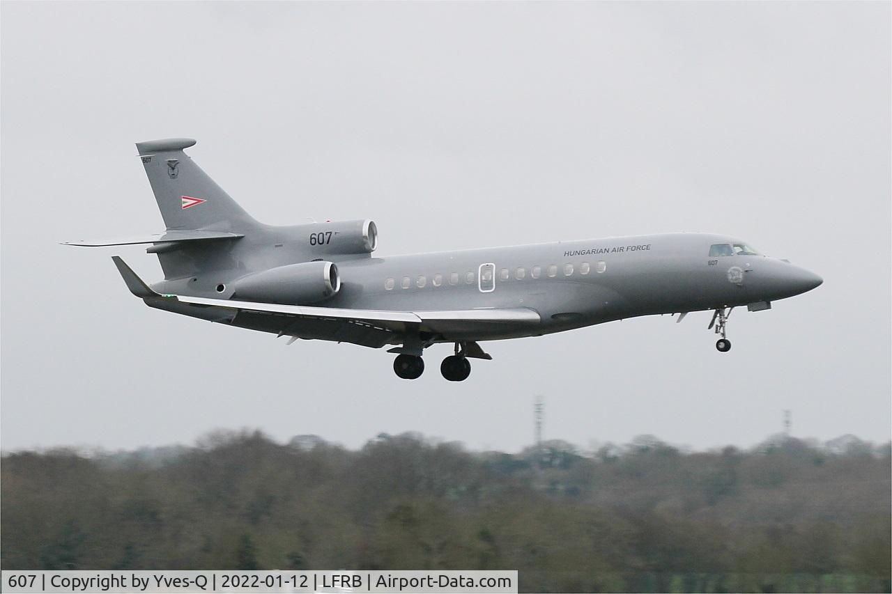 607, 2008 Dassault Falcon 7X C/N 021, Dassault Falcon 7X, Landing rwy 07R, Brest-Bretagne airport (LFRB-BES)