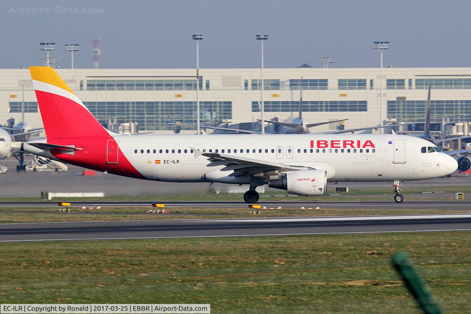 EC-ILR, 2002 Airbus A320-214 C/N 1793, at bru