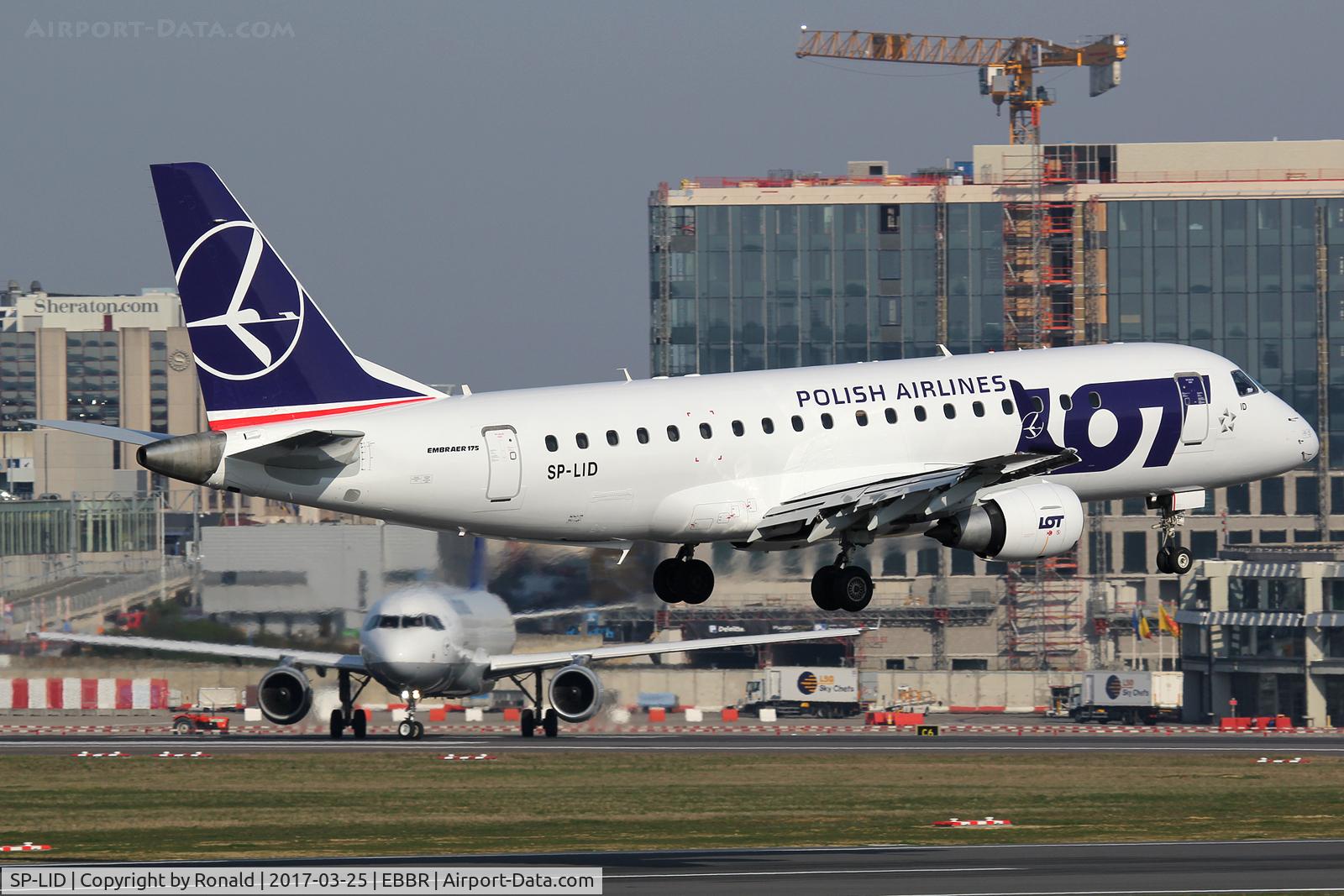 SP-LID, 2006 Embraer 175LR (ERJ-170-200LR) C/N 17000136, at bru