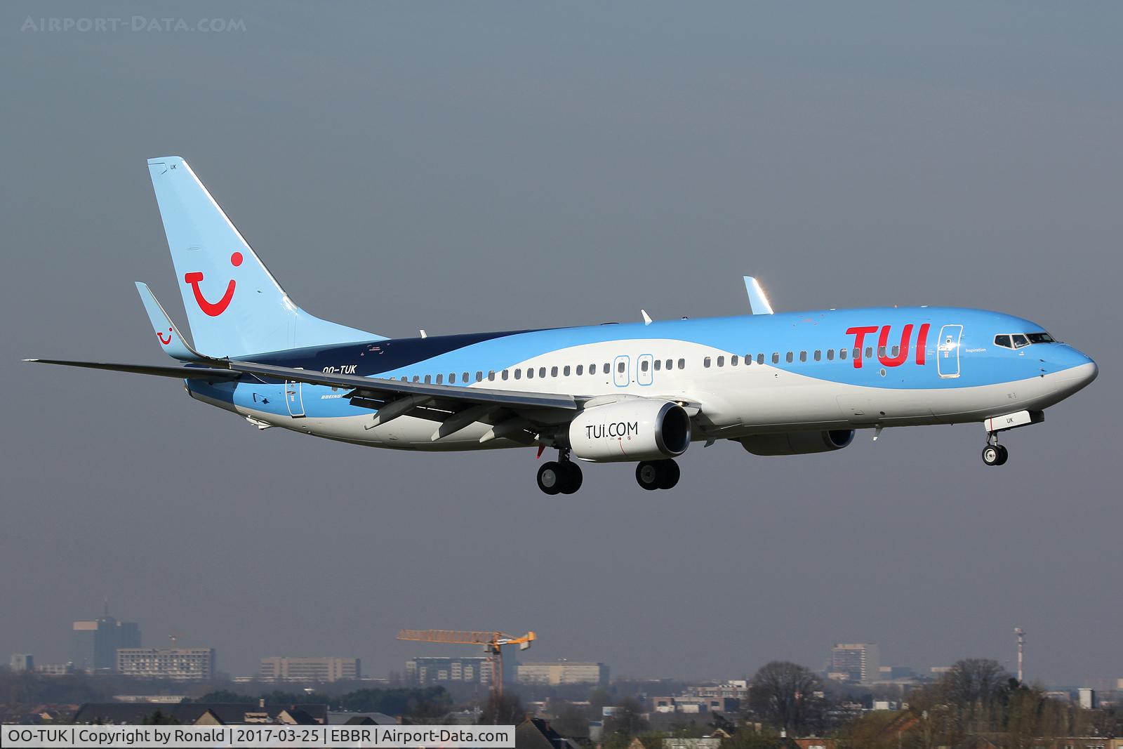 OO-TUK, 2011 Boeing 737-86J C/N 36119, at bru