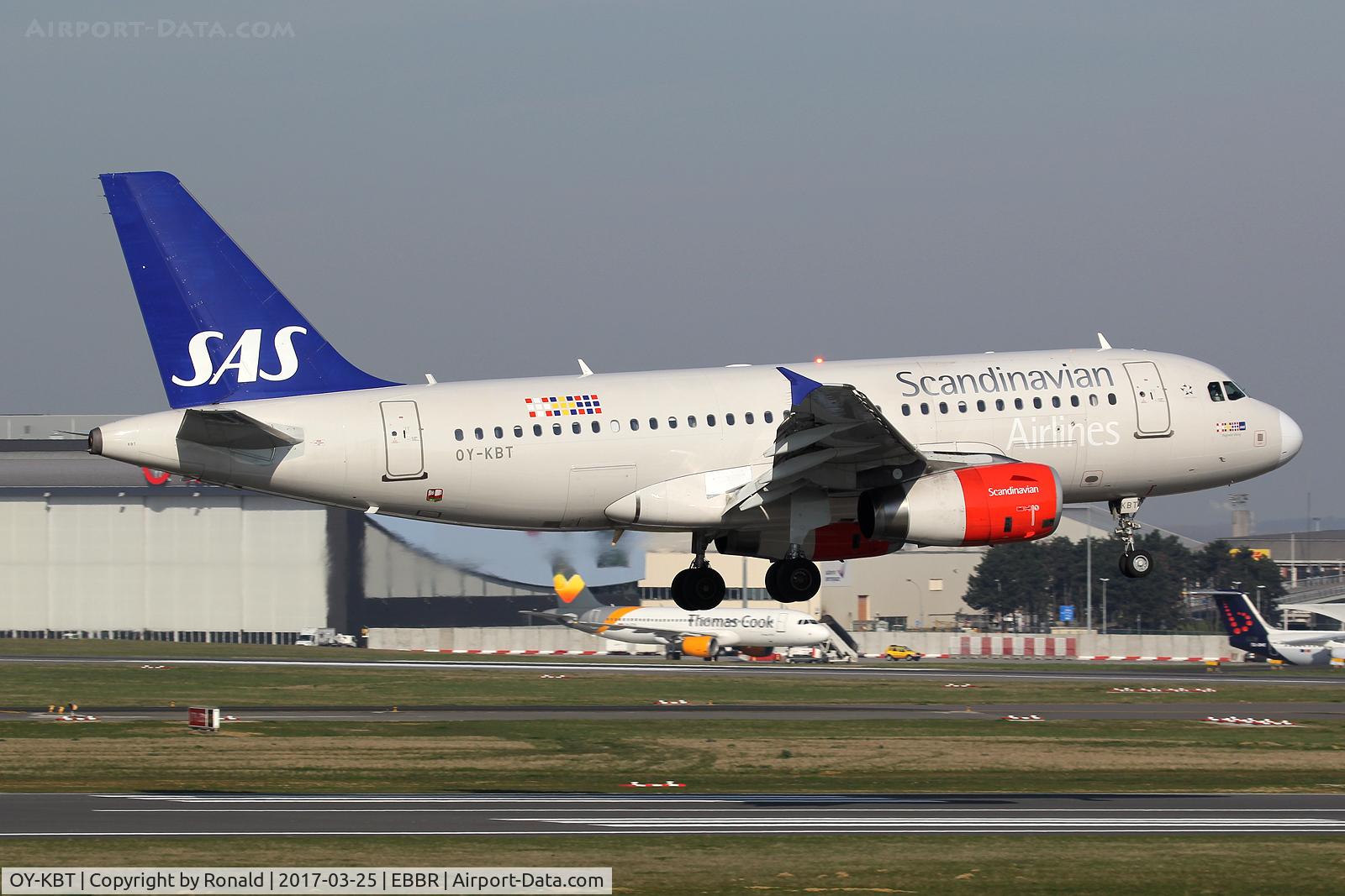 OY-KBT, 2007 Airbus A319-131 C/N 3292, at bru