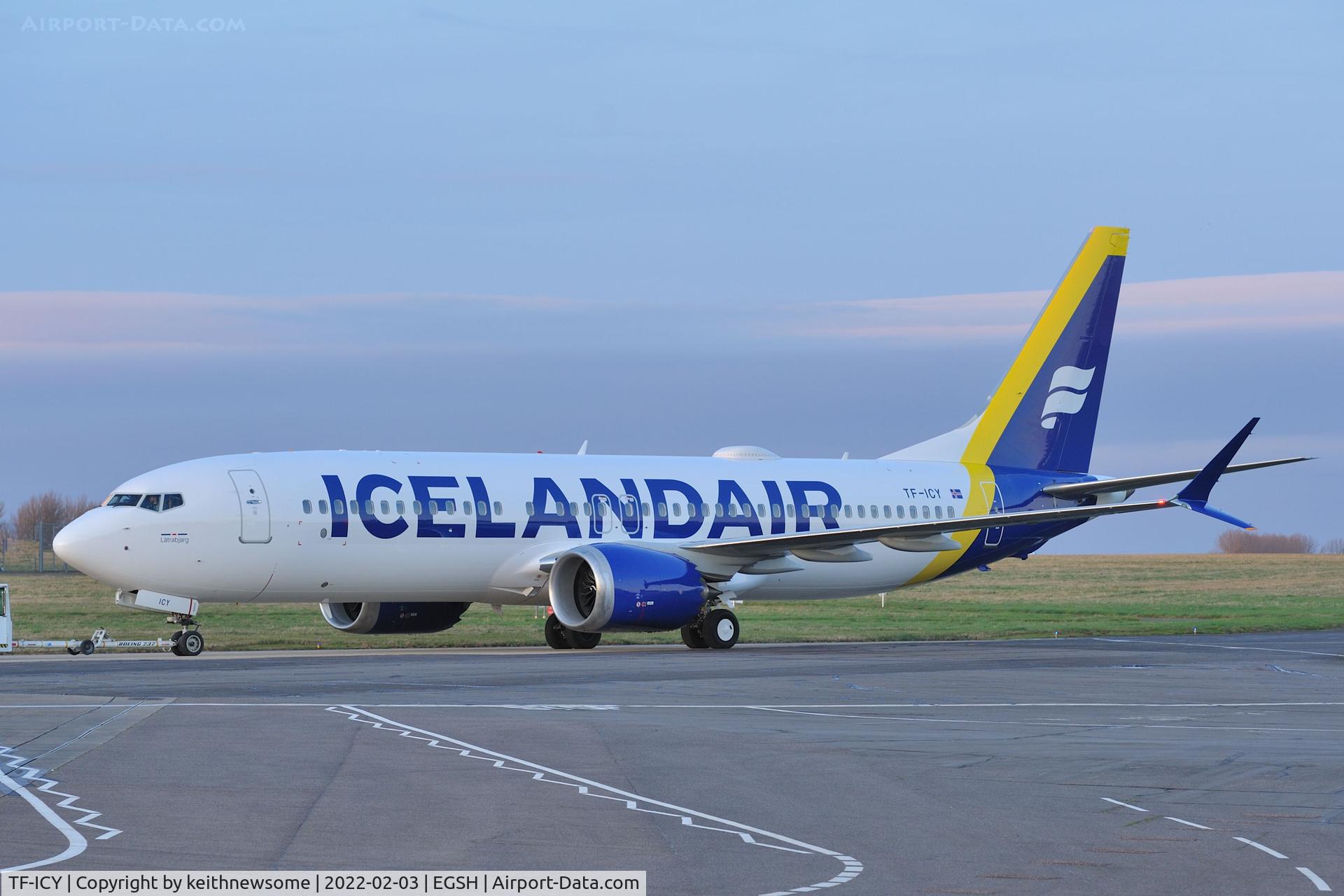 TF-ICY, 2018 Boeing 737-8 MAX C/N 44354, Removed from spray shop with later colour scheme.