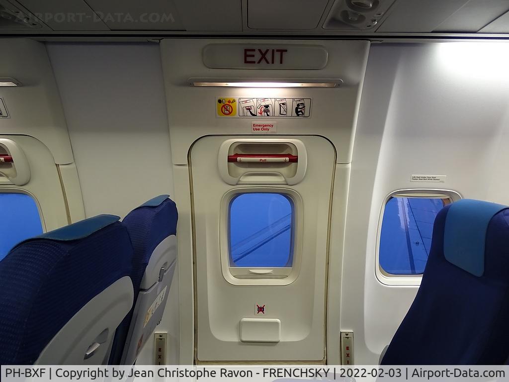 PH-BXF, 2000 Boeing 737-8K2 C/N 29596, KLM1614 Istanbul to Amsterdam